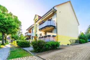 Zufahrt zu den Stellplätzen