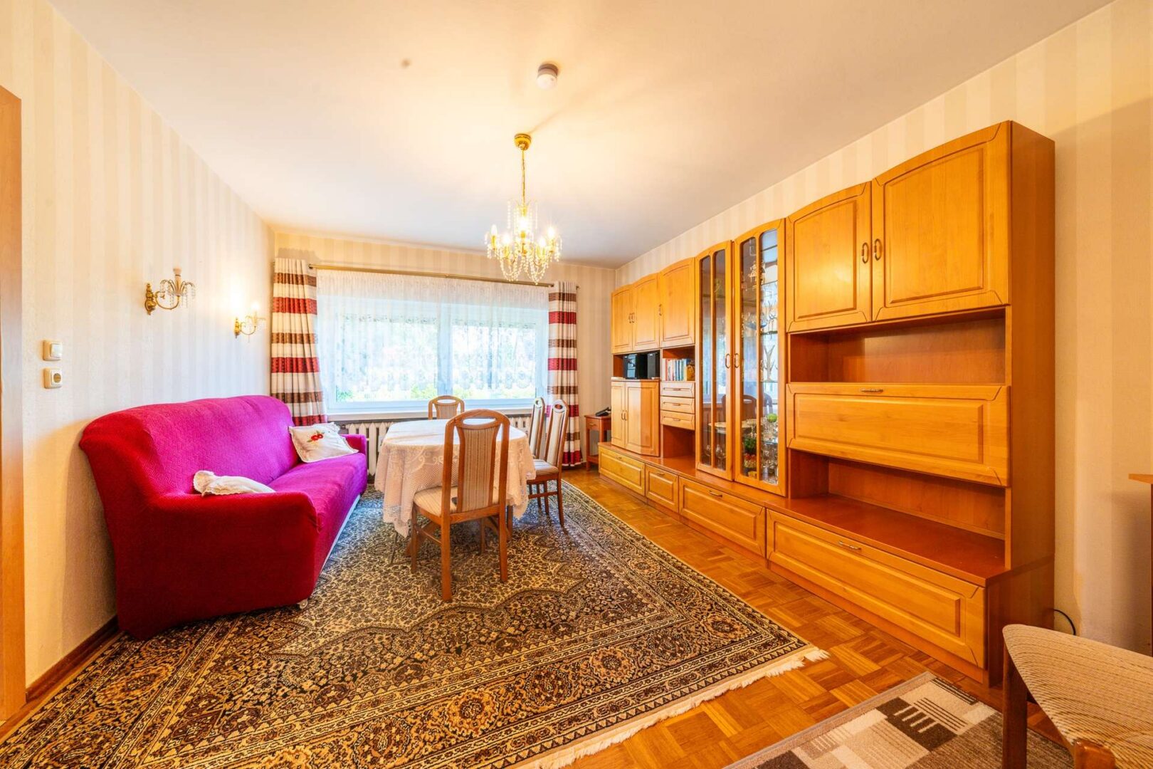 Wohn- und Esszimmer