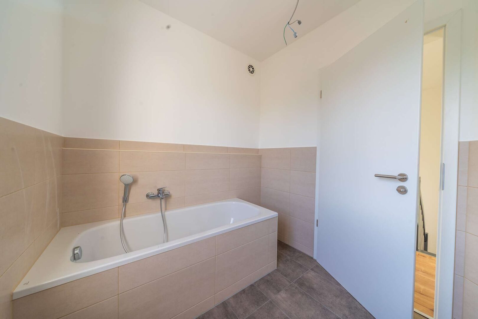 Badezimmer DG